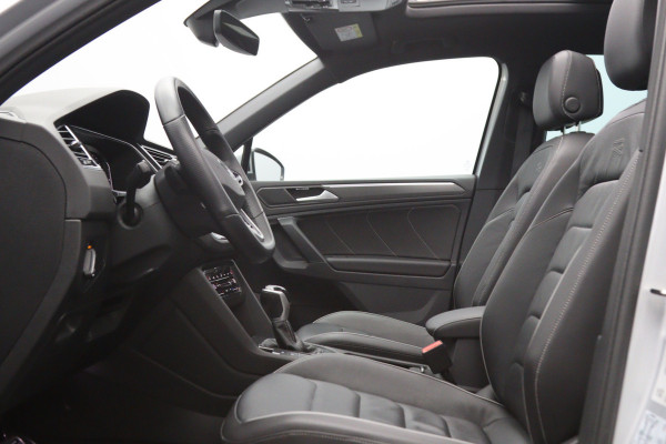Volkswagen Tiguan 1.4 TSI eHybrid 245 PK R-Line Business PHEV, Panoramadak, Memory, Elektrische Trekhaak, Leder