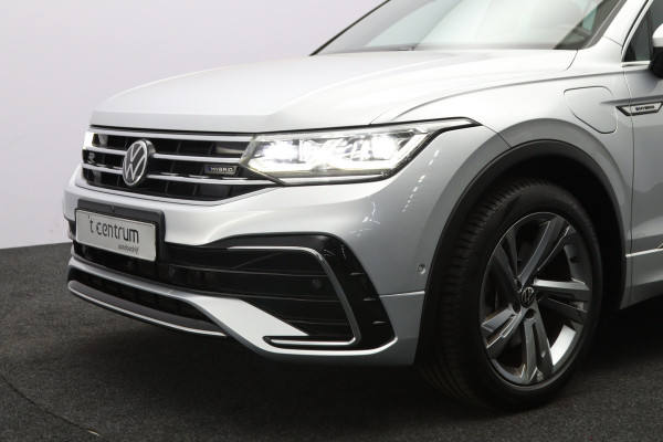 Volkswagen Tiguan 1.4 TSI eHybrid 245 PK R-Line Business PHEV, Panoramadak, Memory, Elektrische Trekhaak, Leder