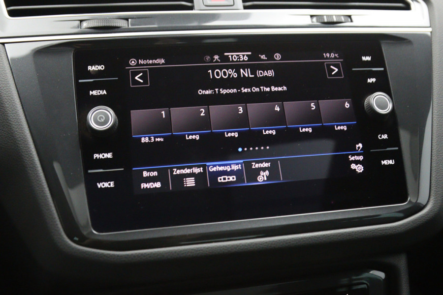 Volkswagen Tiguan 1.4 TSI eHybrid 245 PK R-Line Business PHEV, Panoramadak, Memory, Elektrische Trekhaak, Leder