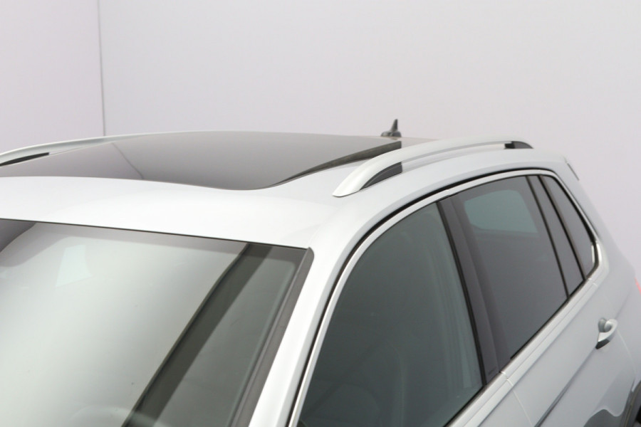 Volkswagen Tiguan 1.4 TSI eHybrid 245 PK R-Line Business PHEV, Panoramadak, Memory, Elektrische Trekhaak, Leder