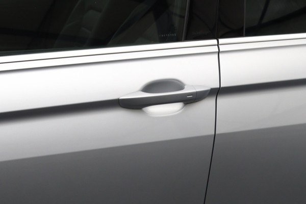 Volkswagen Tiguan 1.4 TSI eHybrid 245 PK R-Line Business PHEV, Panoramadak, Memory, Elektrische Trekhaak, Leder