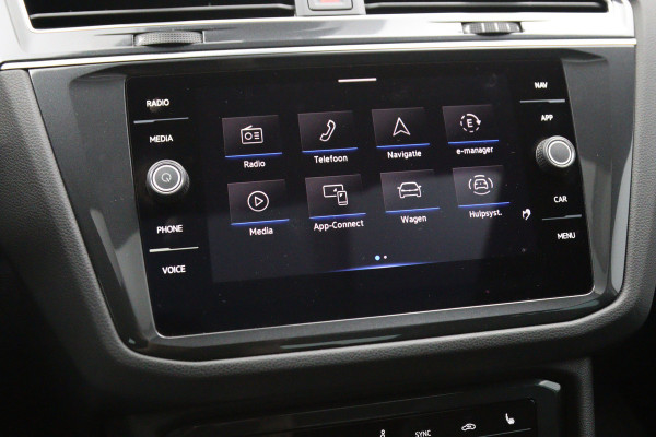 Volkswagen Tiguan 1.4 TSI eHybrid 245 PK R-Line Business PHEV, Panoramadak, Memory, Elektrische Trekhaak, Leder