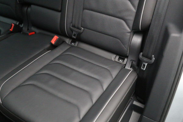 Volkswagen Tiguan 1.4 TSI eHybrid 245 PK R-Line Business PHEV, Panoramadak, Memory, Elektrische Trekhaak, Leder