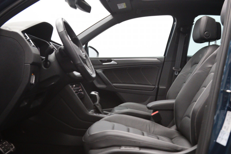 Volkswagen Tiguan 1.4 TSI eHybrid 245 PK R-Line Business, Trekhaak, Panoramadak, 20" LM, 360 Camera