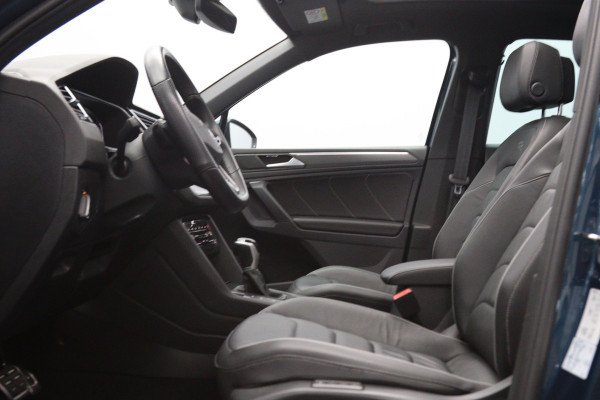 Volkswagen Tiguan 1.4 TSI eHybrid 245 PK R-Line Business, Trekhaak, Panoramadak, 20" LM, 360 Camera