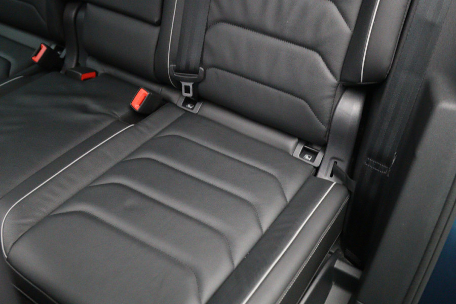 Volkswagen Tiguan 1.4 TSI eHybrid 245 PK R-Line Business, Trekhaak, Panoramadak, 20" LM, 360 Camera