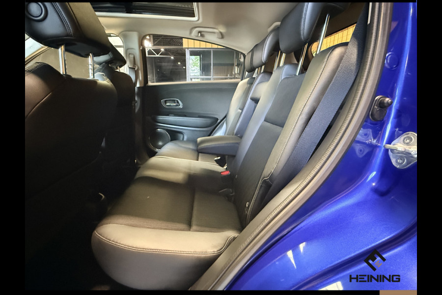 Honda HR-V 1.5 i-VTEC Executive. Automaat. Pano. Camera. Nav. Trekhaak. Van eerste eigenaar met NAP.