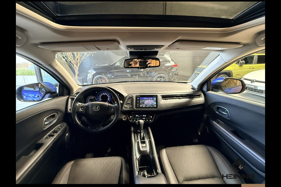 Honda HR-V 1.5 i-VTEC Executive. Automaat. Pano. Camera. Nav. Trekhaak. Van eerste eigenaar met NAP.