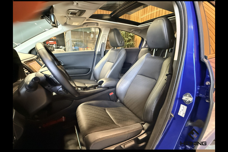 Honda HR-V 1.5 i-VTEC Executive. Automaat. Pano. Camera. Nav. Trekhaak. Van eerste eigenaar met NAP.