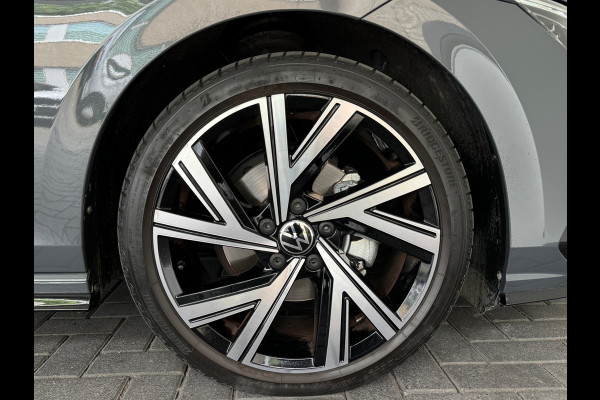 Volkswagen Golf 1.5 eTSI R-Line Pano|Sfeer|Camera|CarPlay