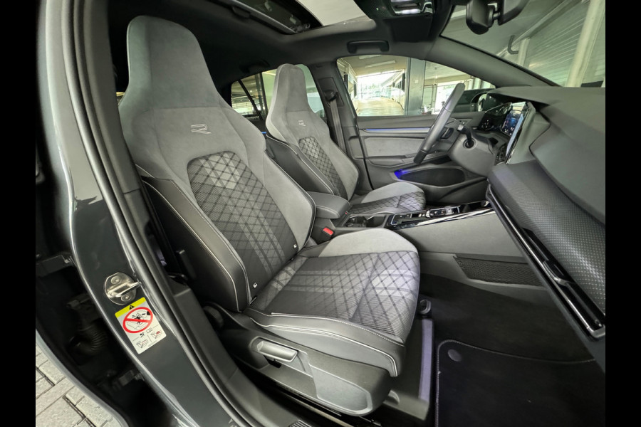 Volkswagen Golf 1.5 eTSI R-Line Pano|Sfeer|Camera|CarPlay