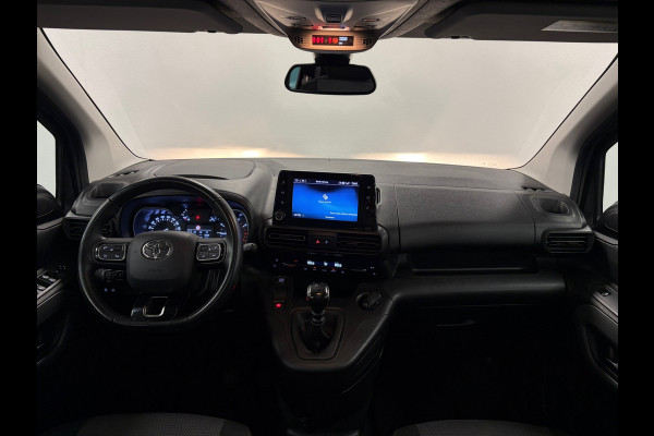 Toyota PROACE CITY Verso 1.2 Turbo L1*5Pers*Design*Panoramadak*PDC*Camera*Navi*Trekhaak*Apple-Carplay*Cruise-Control*