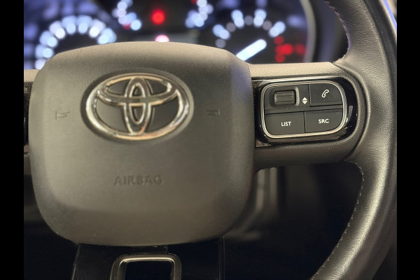 Toyota PROACE CITY Verso 1.2 Turbo L1*5Pers*Design*Panoramadak*PDC*Camera*Navi*Trekhaak*Apple-Carplay*Cruise-Control*