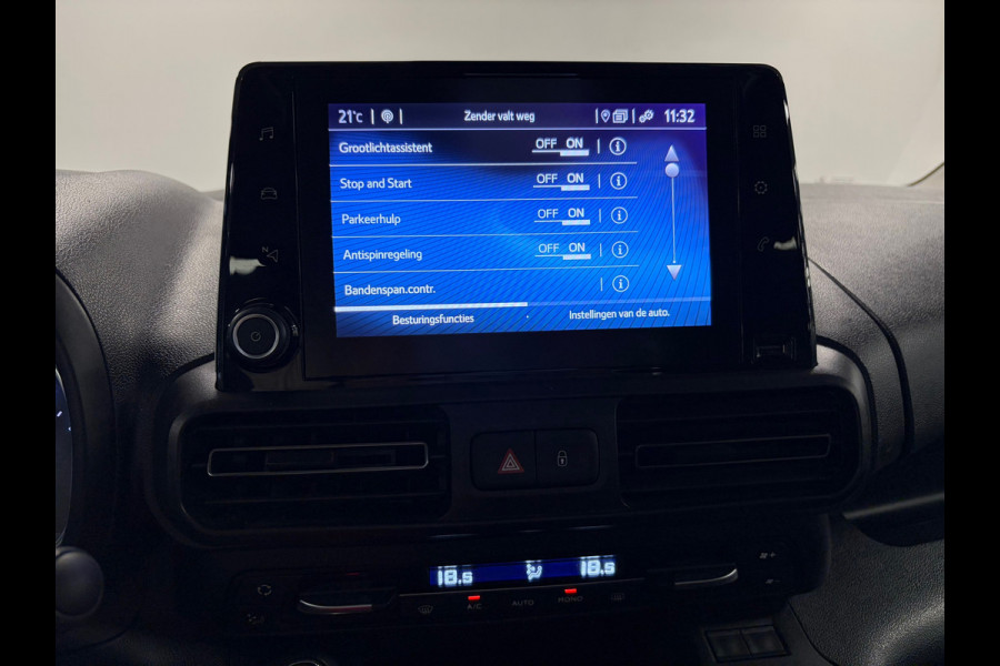 Toyota PROACE CITY Verso 1.2 Turbo L1*5Pers*Design*Panoramadak*PDC*Camera*Navi*Trekhaak*Apple-Carplay*Cruise-Control*