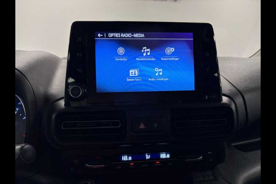 Toyota PROACE CITY Verso 1.2 Turbo L1*5Pers*Design*Panoramadak*PDC*Camera*Navi*Trekhaak*Apple-Carplay*Cruise-Control*