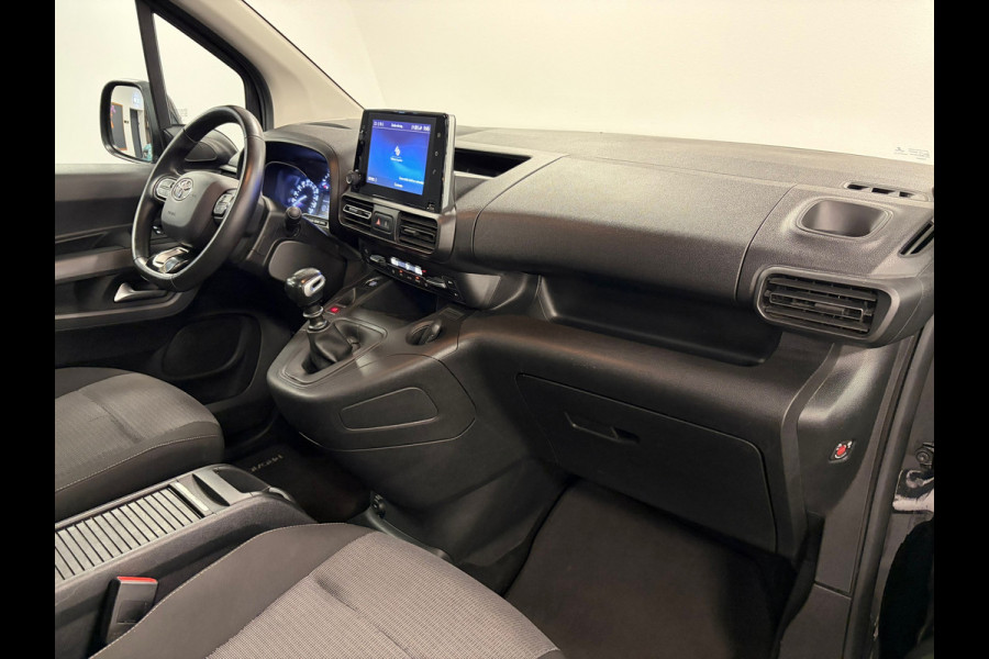 Toyota PROACE CITY Verso 1.2 Turbo L1*5Pers*Design*Panoramadak*PDC*Camera*Navi*Trekhaak*Apple-Carplay*Cruise-Control*