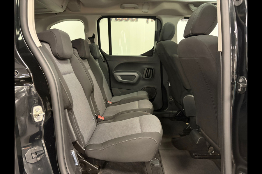 Toyota PROACE CITY Verso 1.2 Turbo L1*5Pers*Design*Panoramadak*PDC*Camera*Navi*Trekhaak*Apple-Carplay*Cruise-Control*