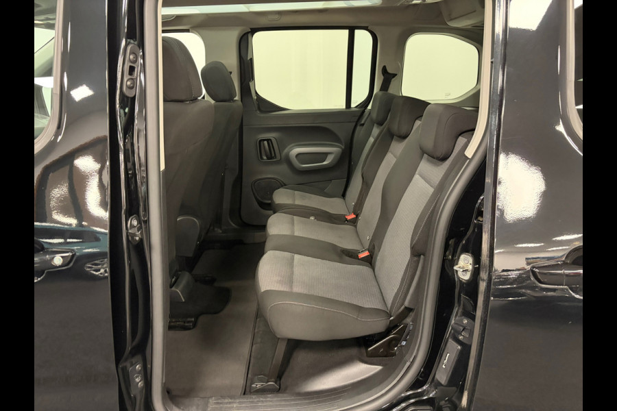 Toyota PROACE CITY Verso 1.2 Turbo L1*5Pers*Design*Panoramadak*PDC*Camera*Navi*Trekhaak*Apple-Carplay*Cruise-Control*