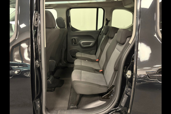 Toyota PROACE CITY Verso 1.2 Turbo L1*5Pers*Design*Panoramadak*PDC*Camera*Navi*Trekhaak*Apple-Carplay*Cruise-Control*