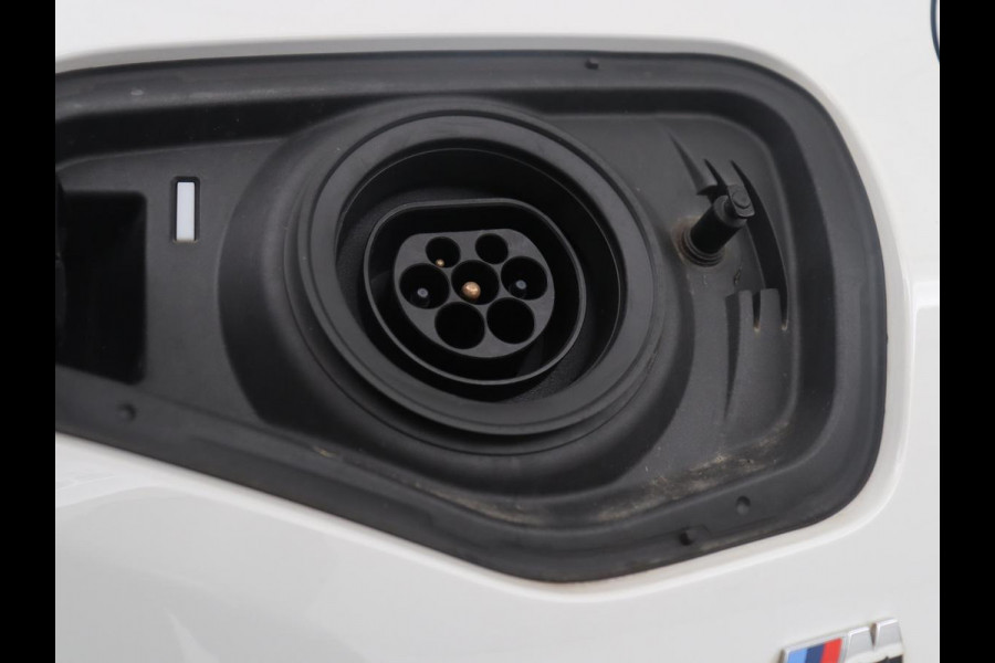BMW X2 xDrive25e M Sport High Executive | Pano | Harman/Kardon | Navigatie | Sportstoelen | Climate Control | Stoelverwarming | Head-Up | Camera