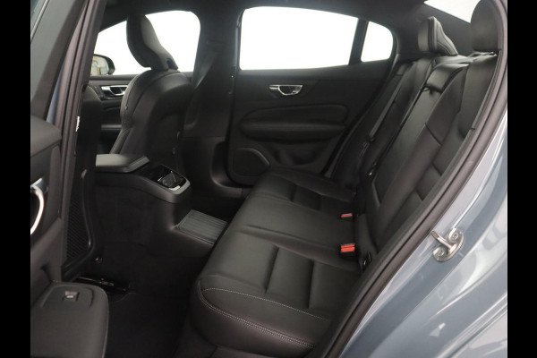 Volvo S60 2.0 Recharge T8 AWD R-Design SOH 95,6% | 360 Camera | Navigatie | Apple Carplay | Stoelverwarming