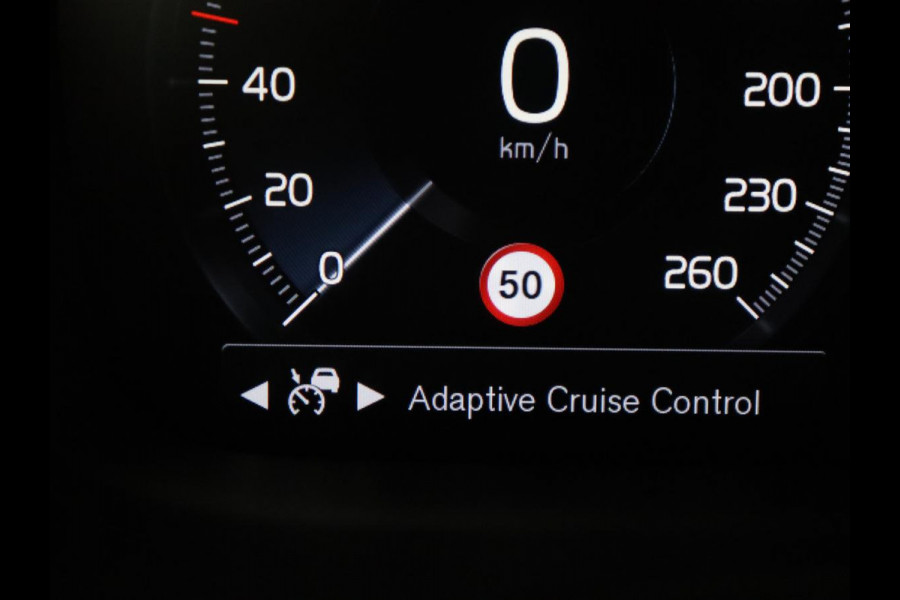 Volvo S60 2.0 Recharge T8 AWD R-Design SOH 95,6% | 360 Camera | Navigatie | Apple Carplay | Stoelverwarming