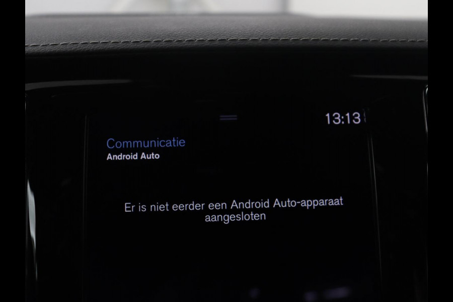 Volvo S60 2.0 Recharge T8 AWD R-Design SOH 95,6% | 360 Camera | Navigatie | Apple Carplay | Stoelverwarming