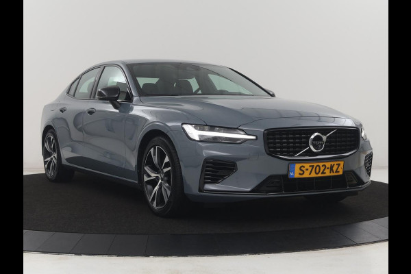 Volvo S60 2.0 Recharge T8 AWD R-Design SOH 95,6% | 360 Camera | Navigatie | Apple Carplay | Stoelverwarming