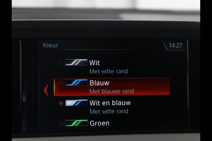 BMW X3 xDrive20i | Trekhaak | Panoramadak | Adaptive cruise | Half Leder | Head-up | Camera | Sfeerverlichting | Climate control | Stoelverwarming | Full LED |