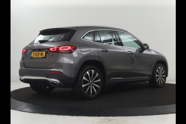 Mercedes-Benz GLA 250 e Luxury Line | SOH 92,9% | Half leder | Memory | Stoelverwarming | Adaptive cruise | Sfeerverlichting | Carplay | Camera | Park assist | Elektrische achterklep | Keyless
