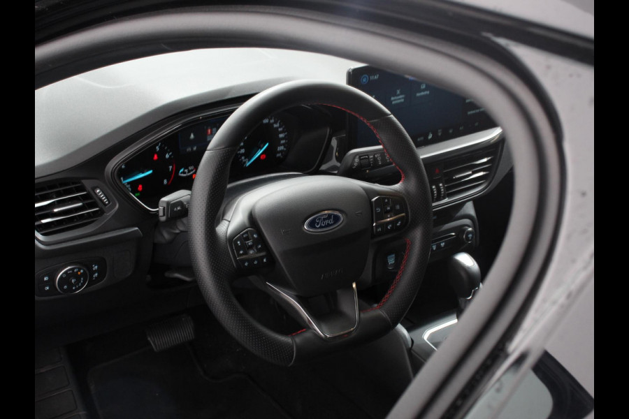 Ford FOCUS Wagon 1.0 EcoBoost Hybrid 155pk Automaat ST Line Navigatie Cruise Control Parkeer sensoren Lichtmetalen Velgen Extra Getint Glas