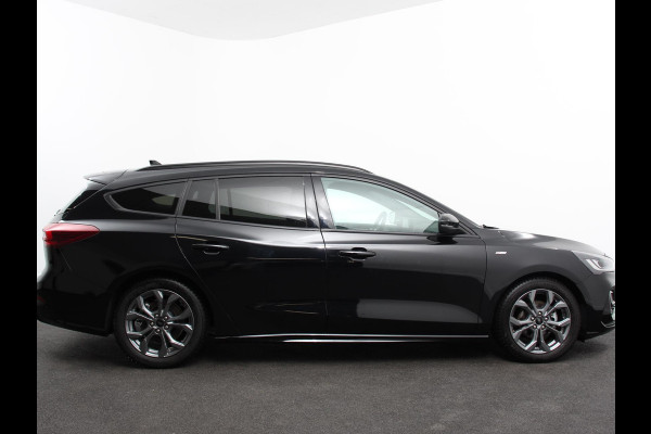 Ford FOCUS Wagon 1.0 EcoBoost Hybrid 155pk Automaat ST Line Navigatie Cruise Control Parkeer sensoren Lichtmetalen Velgen Extra Getint Glas