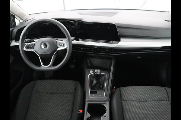 Volkswagen Golf Variant 1.0 TSI Golf | Adaptive cruise | Bluetooth | Virtueel dashboard | Climate control | Park assist | Trekhaak | 17" velgen