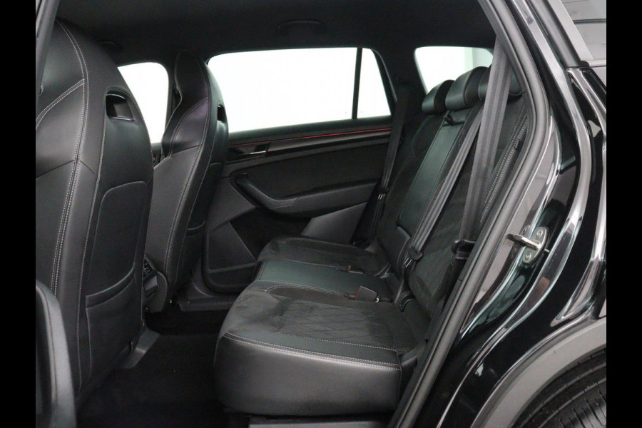 Škoda Kodiaq 1.5 TSI Sportline Business | Leder/alcantara | Memory | Stuur/stoelverwarming | Carplay | Sfeerverlichting | Camera | Park assist | Climate control |
