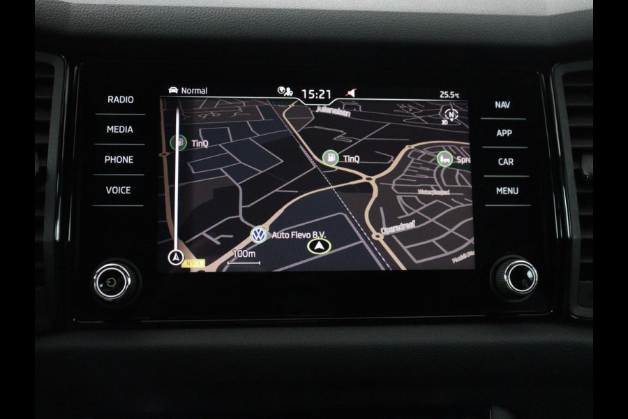 Škoda Kodiaq 1.5 TSI Sportline Business | Leder/alcantara | Memory | Stuur/stoelverwarming | Carplay | Sfeerverlichting | Camera | Park assist | Climate control |