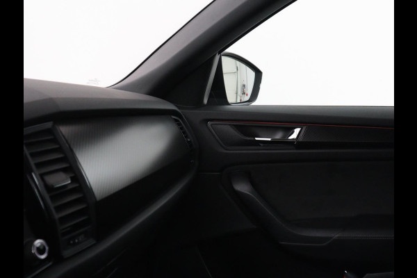 Škoda Kodiaq 1.5 TSI Sportline Business | Leder/alcantara | Memory | Stuur/stoelverwarming | Carplay | Sfeerverlichting | Camera | Park assist | Climate control |