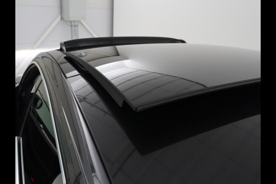 Volkswagen Arteon 1.5 TSI Business R | Panoramadak | Leder/alcantara | Stoelverwarming | Adaptive cruise | Carplay | Sfeerverlichting | Camera | Park assist | Trekhaak