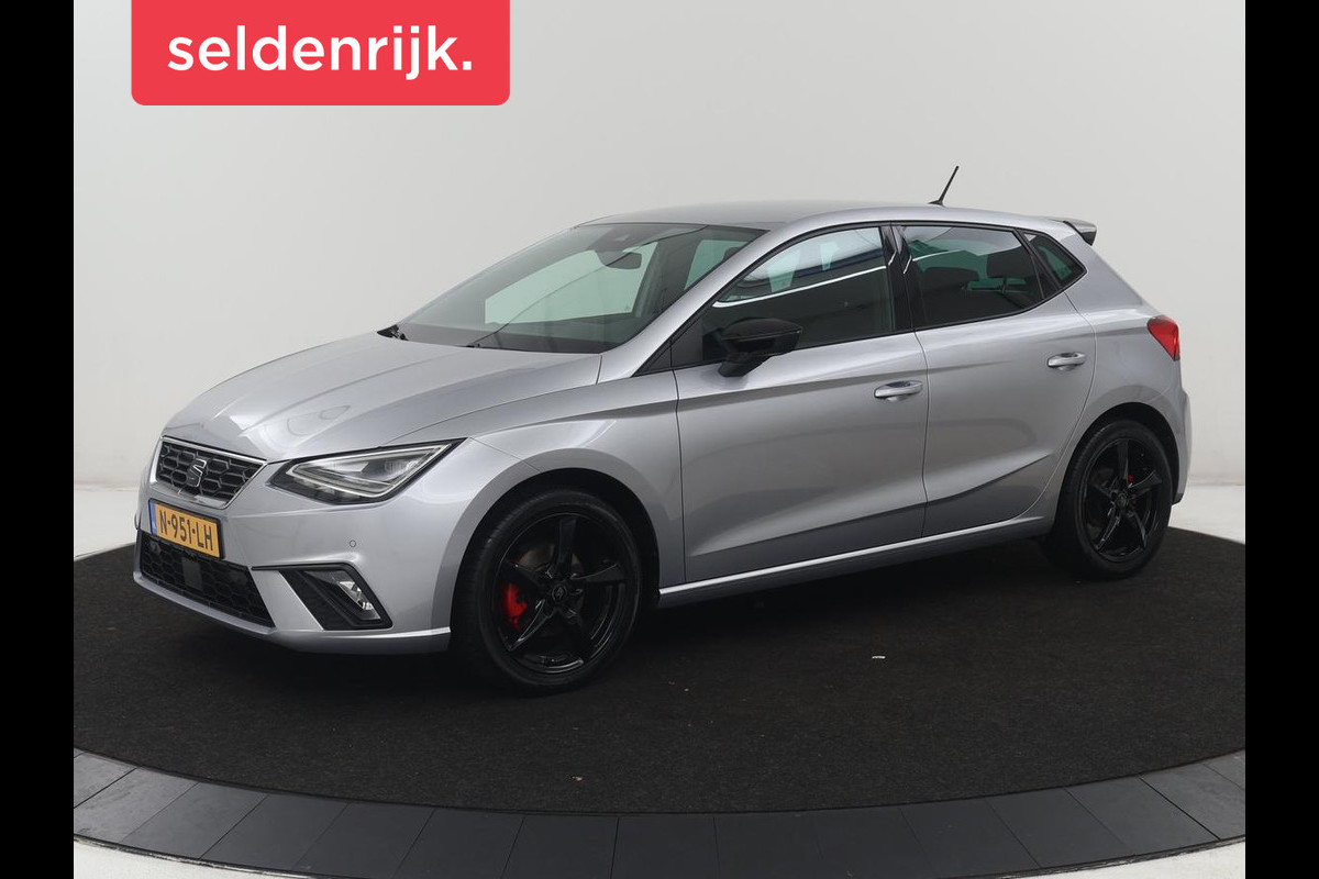 Seat Ibiza 1.0 EcoTSI FR Business Intense | Leder/alcantara | Adaptive cruise | Stoelverwarming | Carplay | Camera | Park assist | Climate control | Virtueel dashboard | 17" velgen