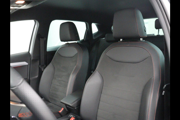 Seat Ibiza 1.0 EcoTSI FR Business Intense | Leder/alcantara | Adaptive cruise | Stoelverwarming | Carplay | Camera | Park assist | Climate control | Virtueel dashboard | 17" velgen