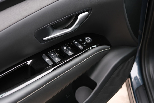 Hyundai Tucson 1.6 T-GDI AWD MHEV *Blackline 41dkm* Afn. Trekhaak/Navi/Camera DEALER O.H