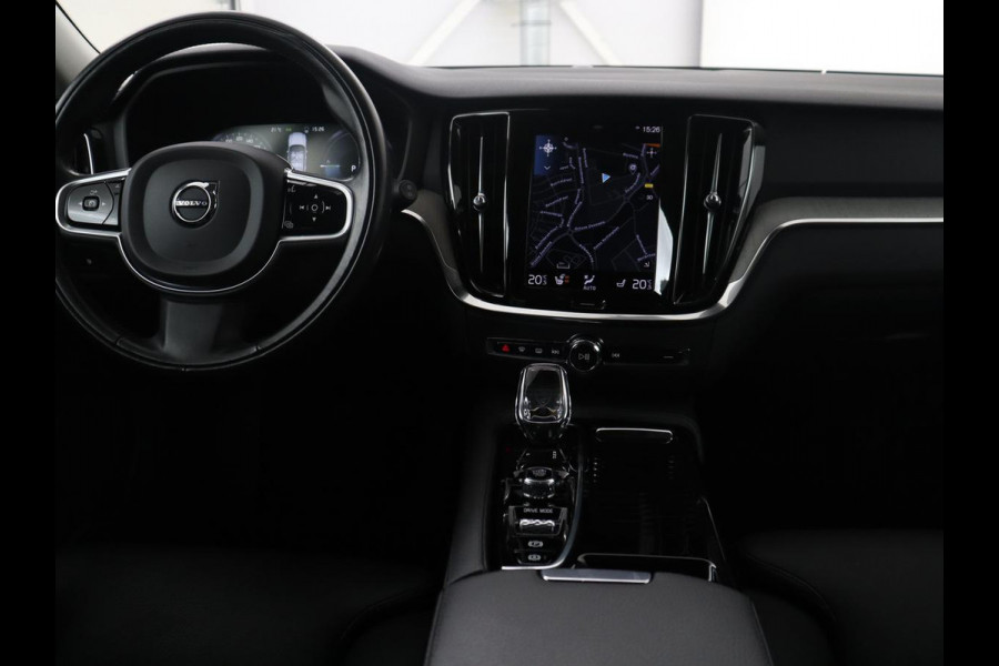 Volvo V60 2.0 T8 Recharge AWD Inscription | SOH 82% | Trekhaak | 360 camera | Leder | Stuur/stoelverwarming | Memory | Adaptive cruise | Full LED |