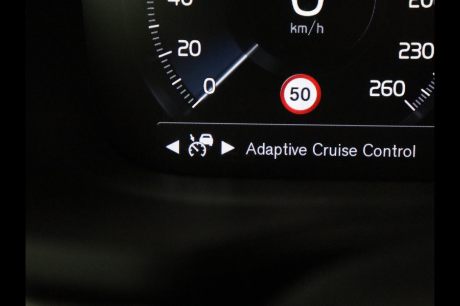 Volvo V60 2.0 T8 Recharge AWD Inscription | SOH 82% | Trekhaak | 360 camera | Leder | Stuur/stoelverwarming | Memory | Adaptive cruise | Full LED |