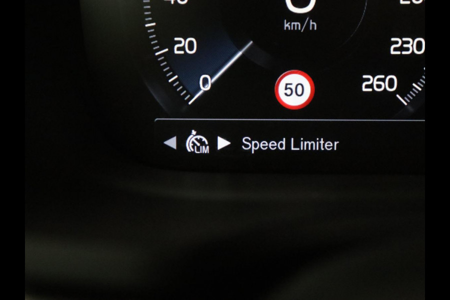 Volvo V60 2.0 T8 Recharge AWD Inscription | SOH 82% | Trekhaak | 360 camera | Leder | Stuur/stoelverwarming | Memory | Adaptive cruise | Full LED |
