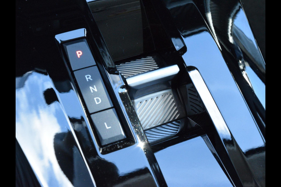 Citroën C3 1.2 Hybrid 110pk MAX | AUTOMAAT | WIT DAK | PARKEERSENSOREN MET CAMERA | CLIMATE CONTROL | NAVI | CARPLAY