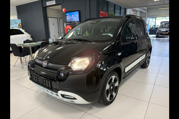 Fiat Panda 1.0 Hybrid Pandina (BOVAG/RIJKLAARPRIJS)