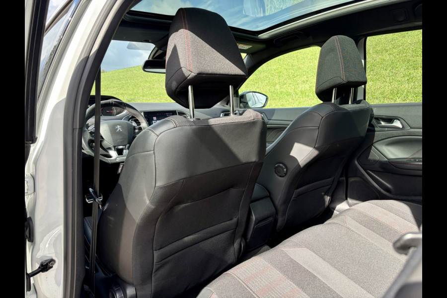 Peugeot 308 SW 1.2 PureTech GT-line Panoramadak | PDC V&A | Camera A | Apple CarPlay / Android Auto | Keyless