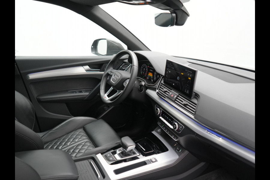Audi Q5 Sportback 50 TFSI e 2x S Line PHEV 300pk Dealer O.H. | Trekhaak Af Fabriek | Panodak | 360 Camera | Matrix LED | Lederen Sportstoelen Verwarmd | Sfeerverlichting | Cruise Control | Navigatie | DAB | 20"L.M | Plug In Hybrid |