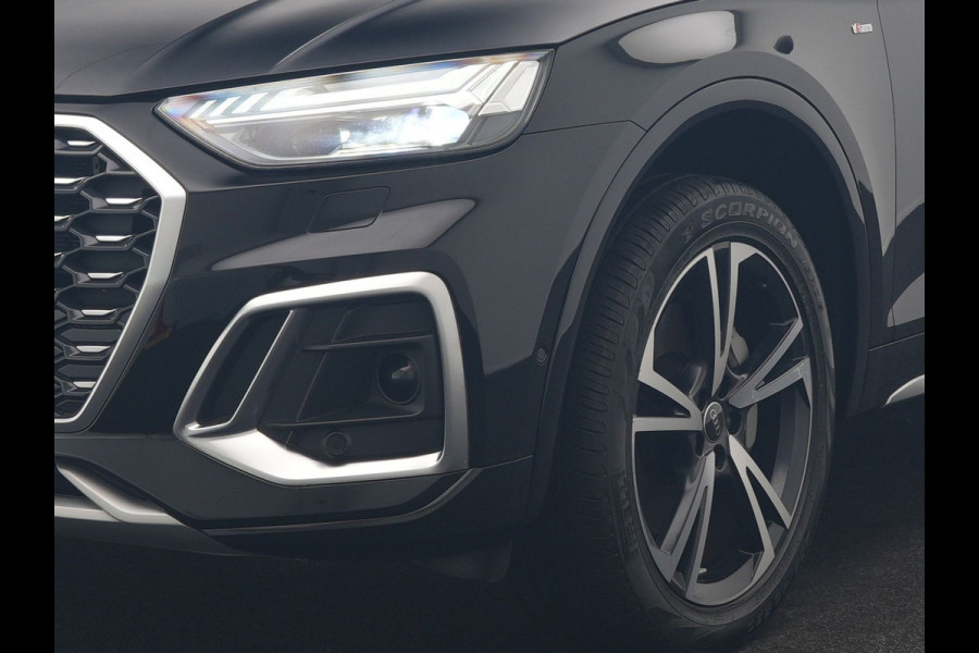 Audi Q5 Sportback 50 TFSI e 2x S Line PHEV 300pk Dealer O.H. | Trekhaak Af Fabriek | Panodak | 360 Camera | Matrix LED | Lederen Sportstoelen Verwarmd | Sfeerverlichting | Cruise Control | Navigatie | DAB | 20"L.M | Plug In Hybrid |