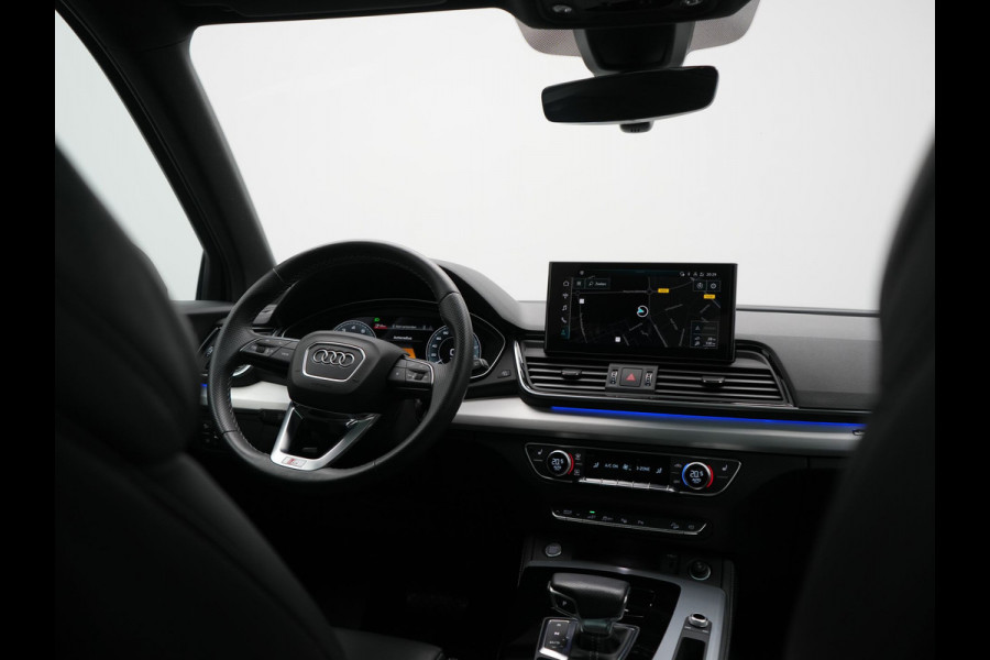 Audi Q5 Sportback 50 TFSI e 2x S Line PHEV 300pk Dealer O.H. | Trekhaak Af Fabriek | Panodak | 360 Camera | Matrix LED | Lederen Sportstoelen Verwarmd | Sfeerverlichting | Cruise Control | Navigatie | DAB | 20"L.M | Plug In Hybrid |
