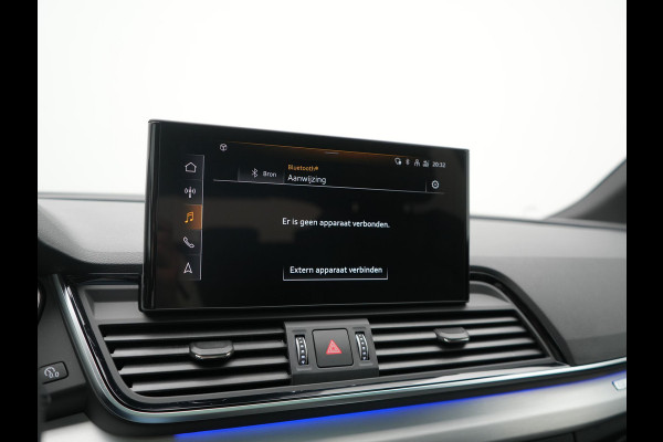 Audi Q5 Sportback 50 TFSI e 2x S Line PHEV 300pk Dealer O.H. | Trekhaak Af Fabriek | Panodak | 360 Camera | Matrix LED | Lederen Sportstoelen Verwarmd | Sfeerverlichting | Cruise Control | Navigatie | DAB | 20"L.M | Plug In Hybrid |